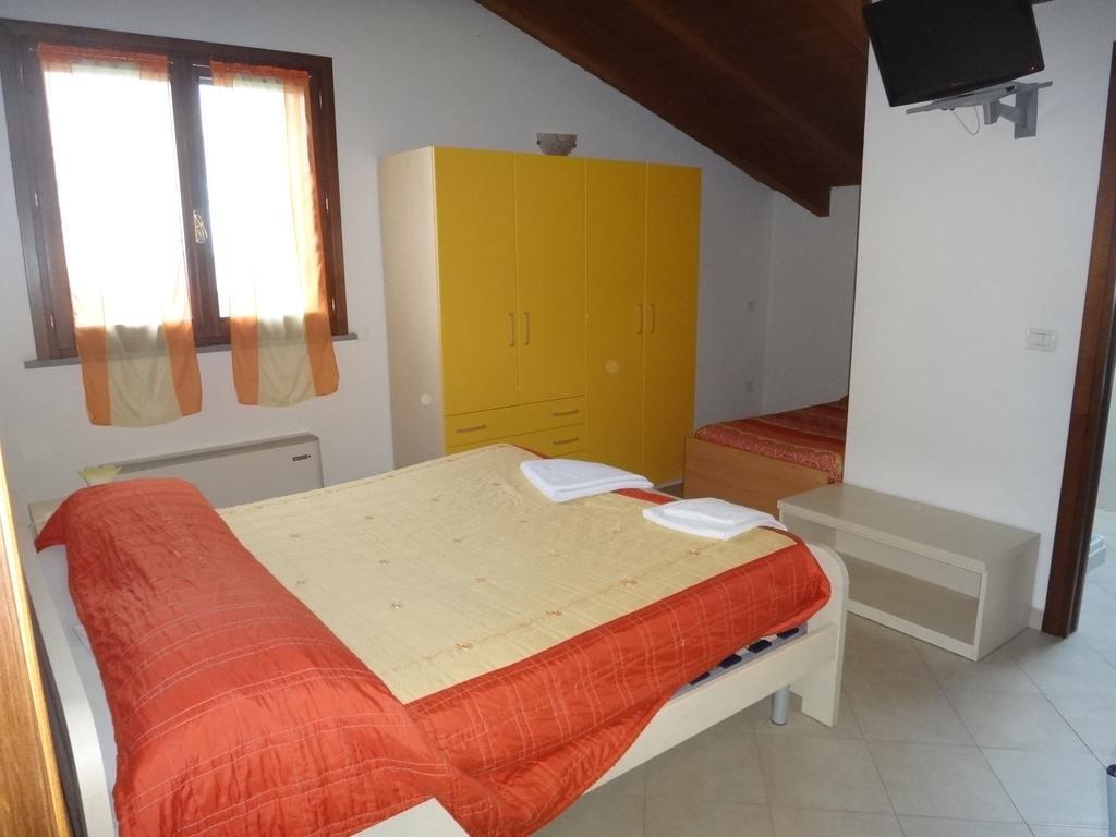 Agriturismo San Valentino Castellarano Habitación foto