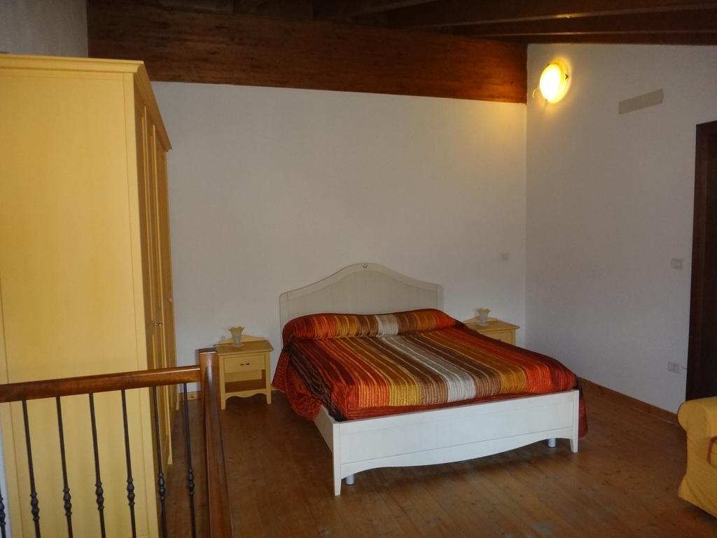 Agriturismo San Valentino Castellarano Habitación foto